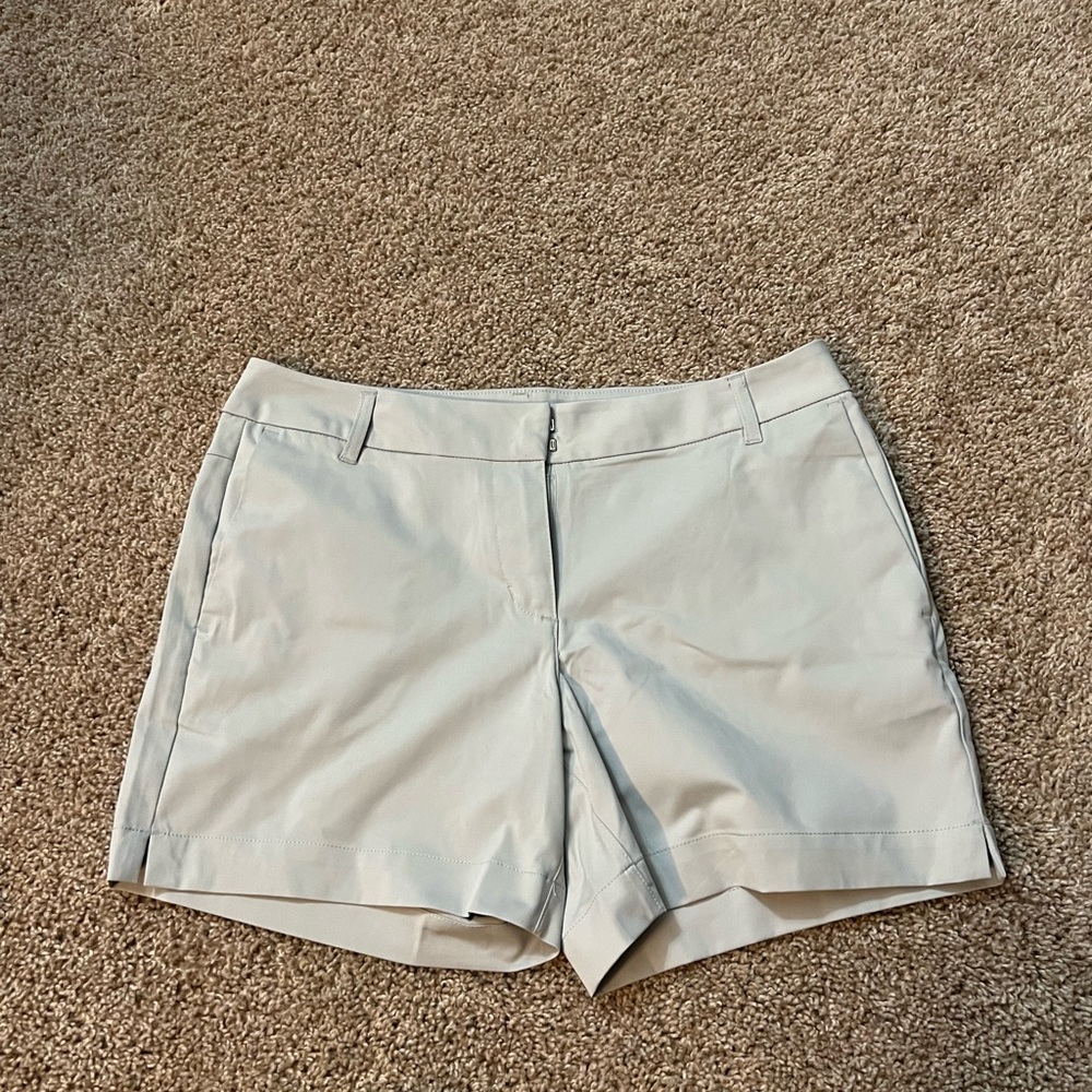 Golf shorts